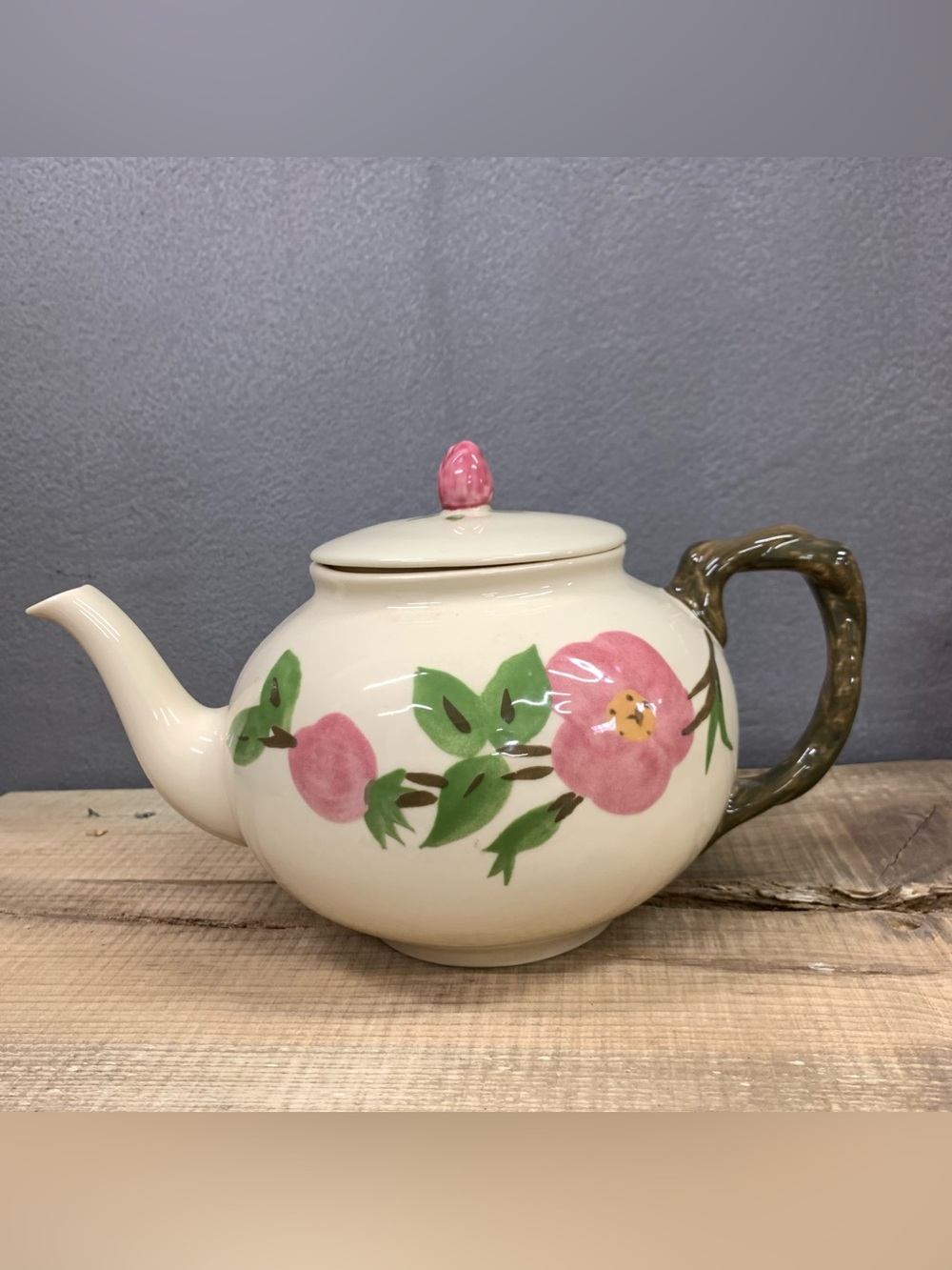 vintage Franciscan Desert Rose teapot 1 1/2 pint